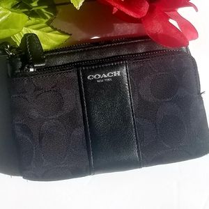 COACH WALLET.